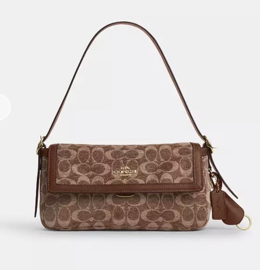 حقيبة COACH