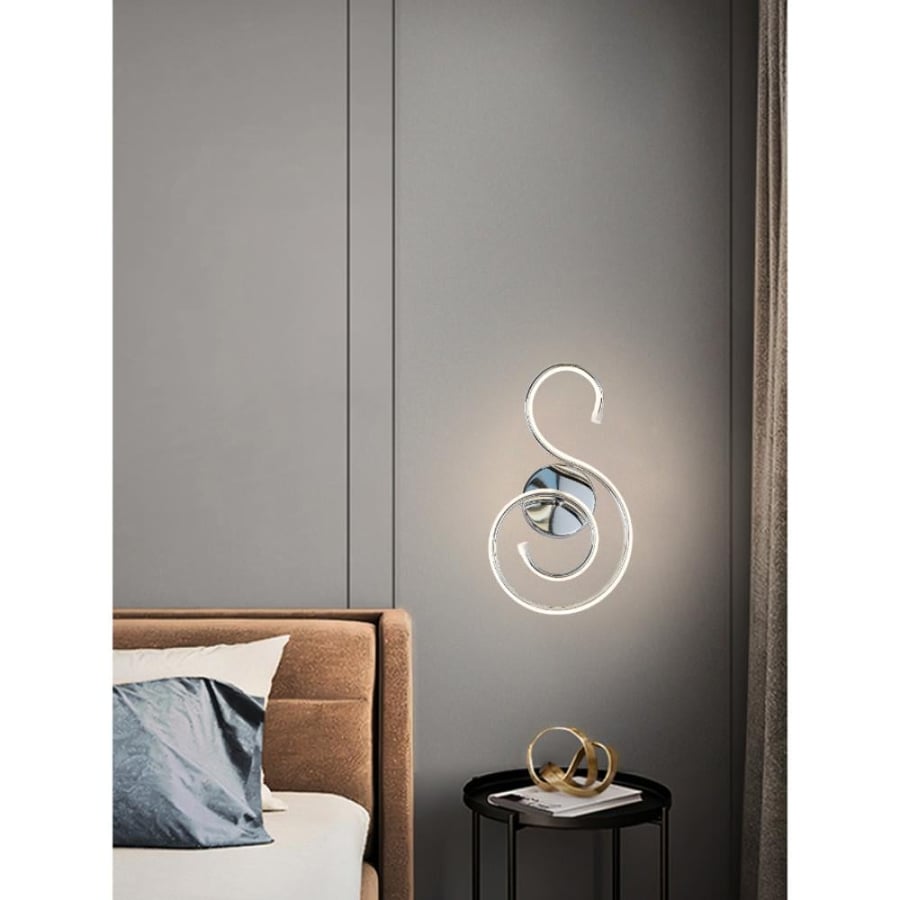 أبليك جداري مودرن فضي تصميم عصري إضاءة LED قدرة 24 واط ارتفاع 32 سم