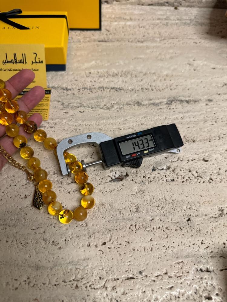 سبحه كهرمان حر حجم كبير شفاف مع  شوائب طبيعية