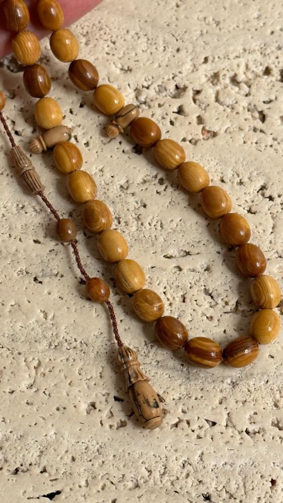 سبحة عاج الماموث المنقرض