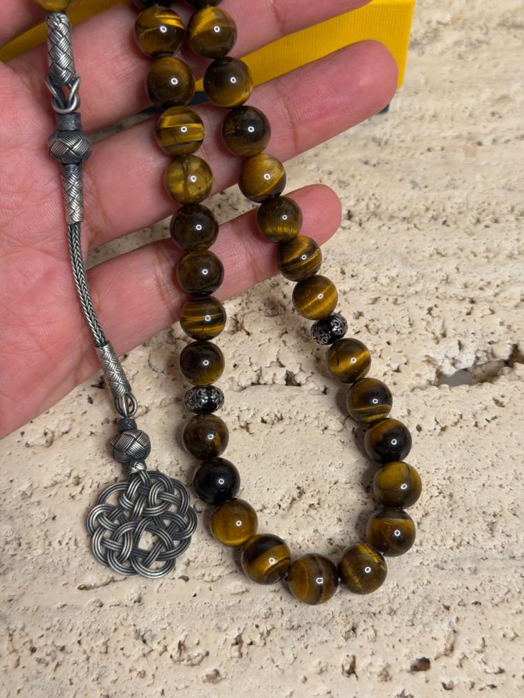 سبحة من حجر عين النمر مع طربزونه فضة