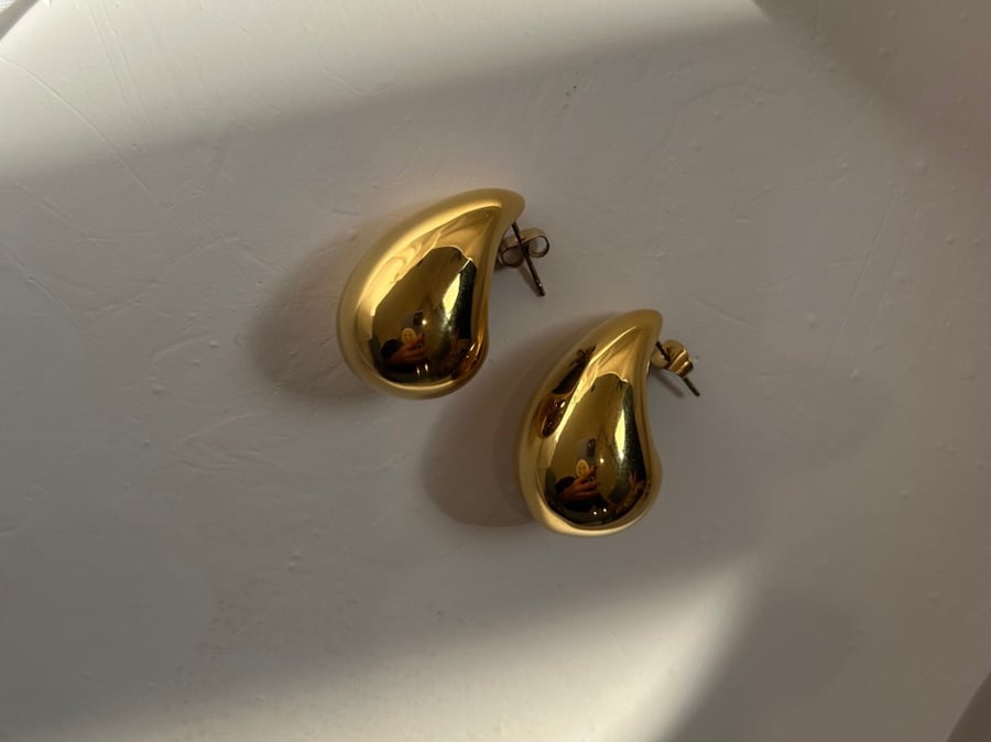 Drop earrings