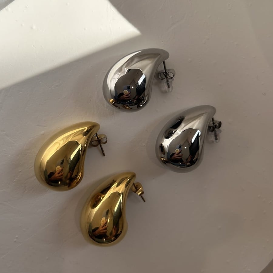 Drop earrings