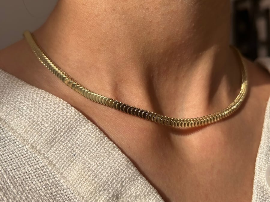 Gold classic chain
