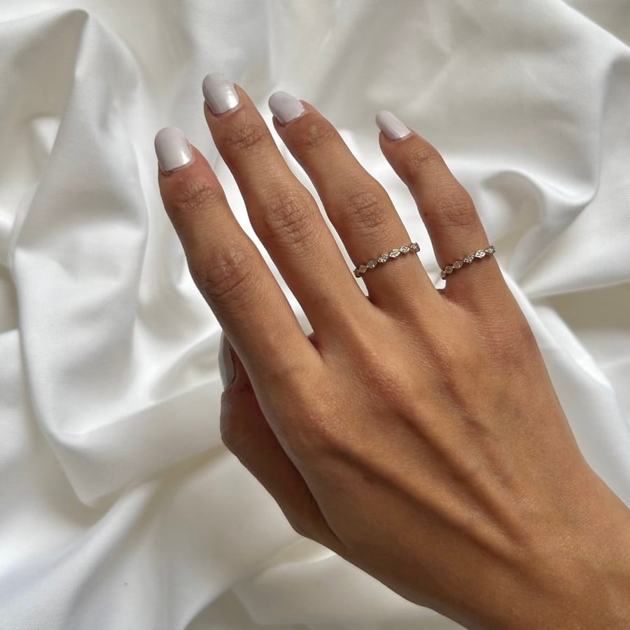 Rhombus ring
