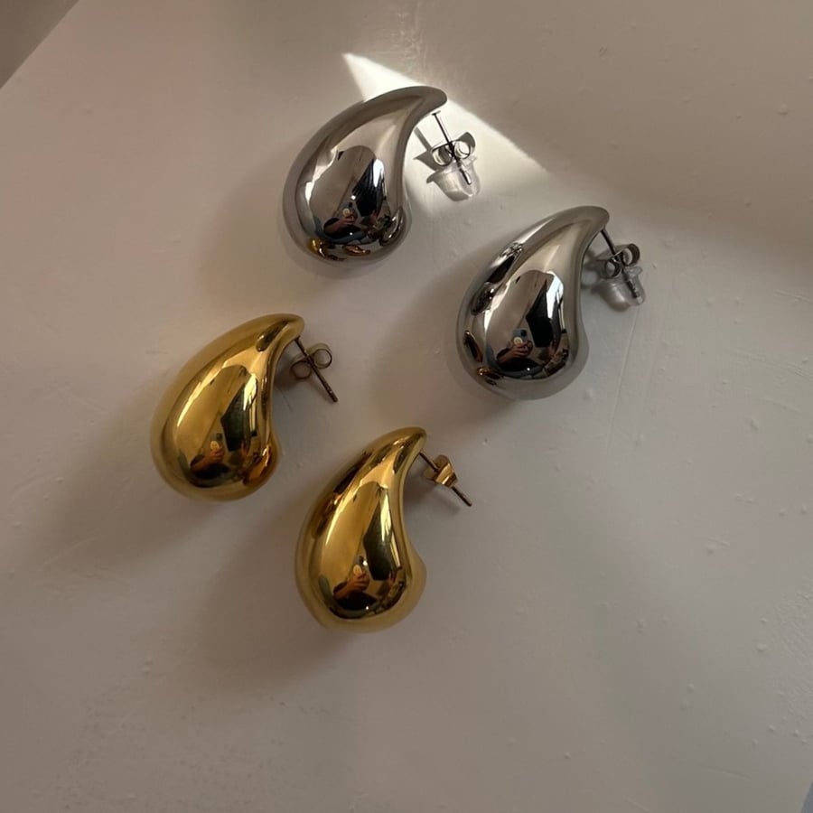 Drop earrings