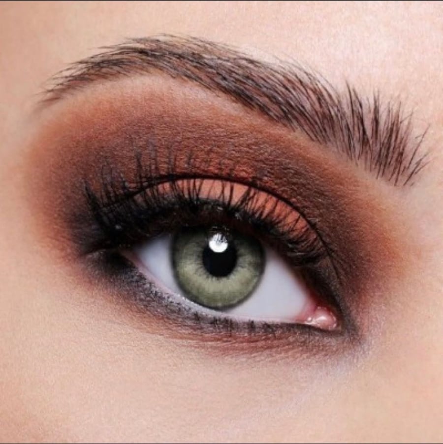 Annual colored contact lenses (Space)