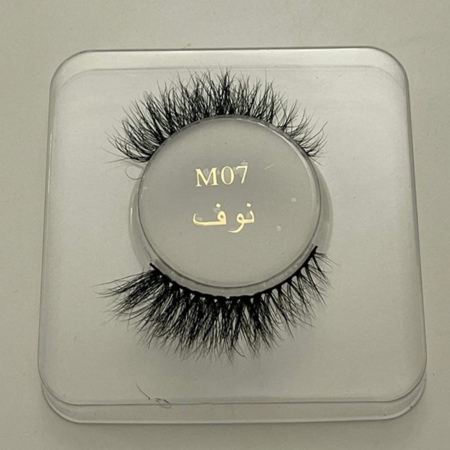 رموش نوف