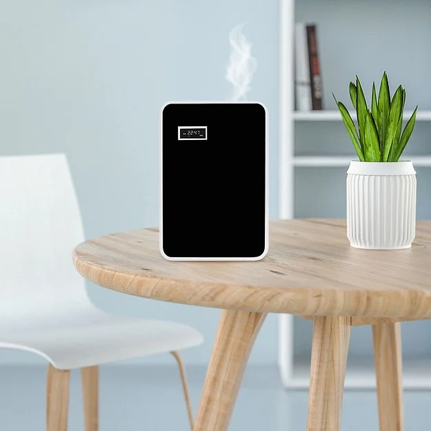 Apartment, villa, and office deodorizing device