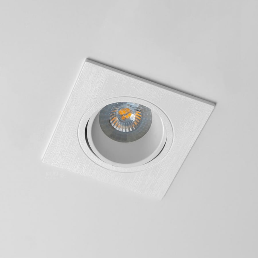 Spotlight white square submersible tilted base