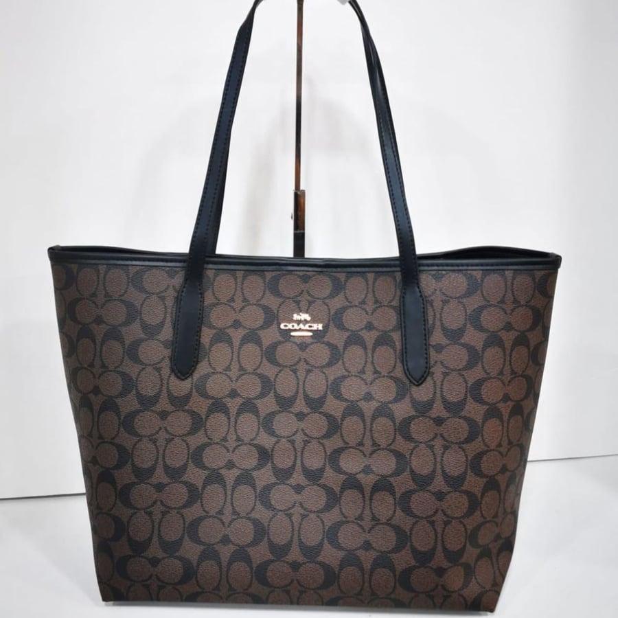 حقيبة كوتش توت كبيرة (Coach Signature City Tote)
