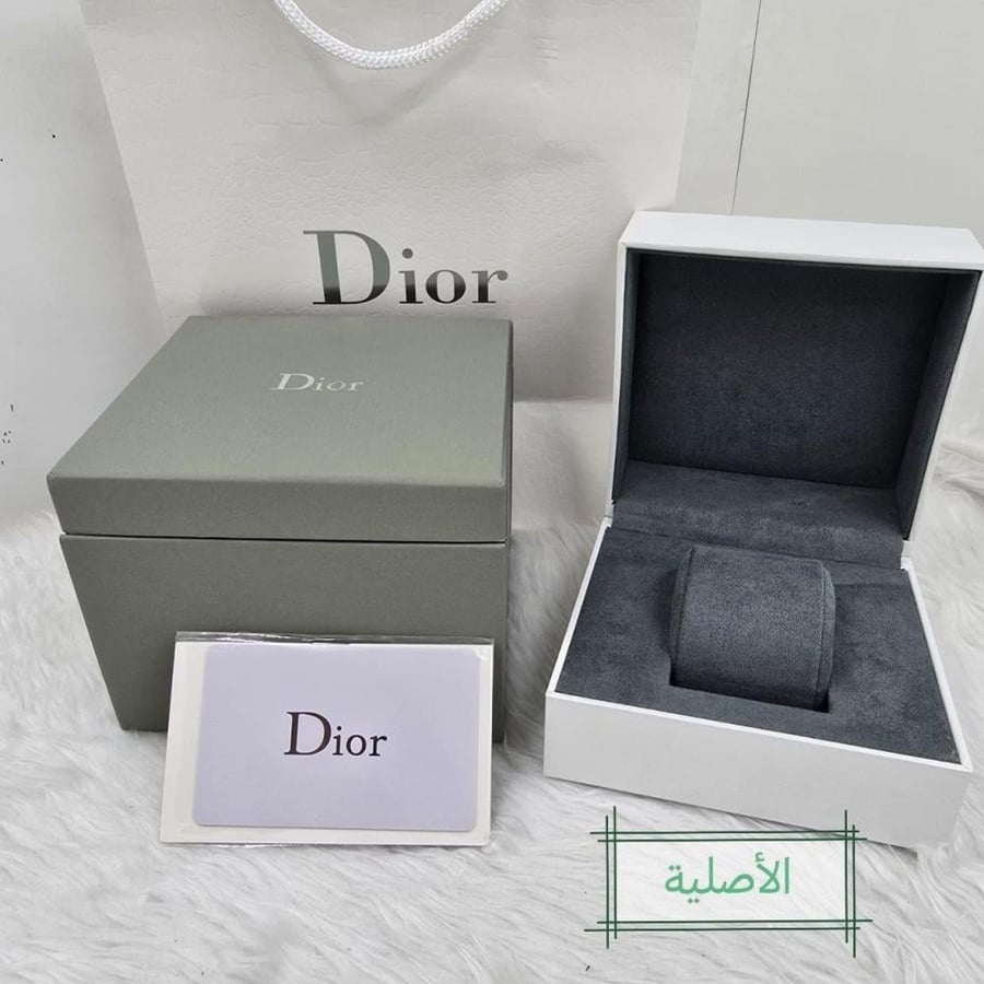 Dior women's watch with a diameter of 30 mm