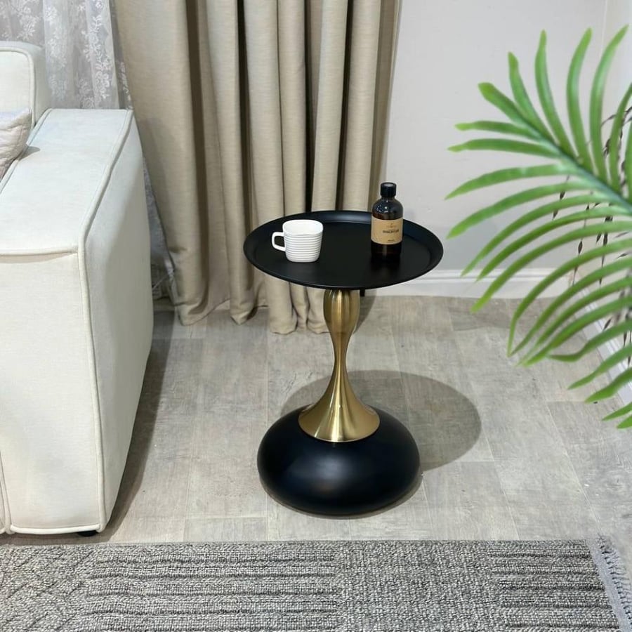 طاولة خدمة أنيقة وعصرية  table