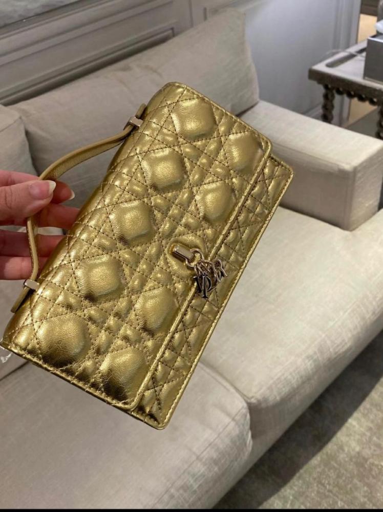 شنطه ديور  Dior