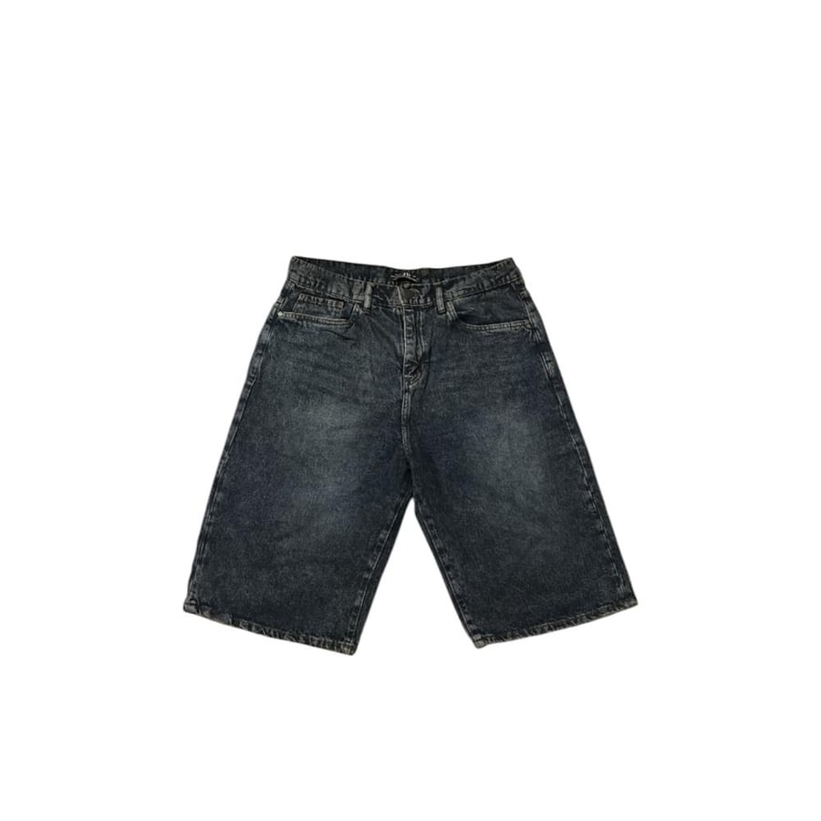 Oversized short