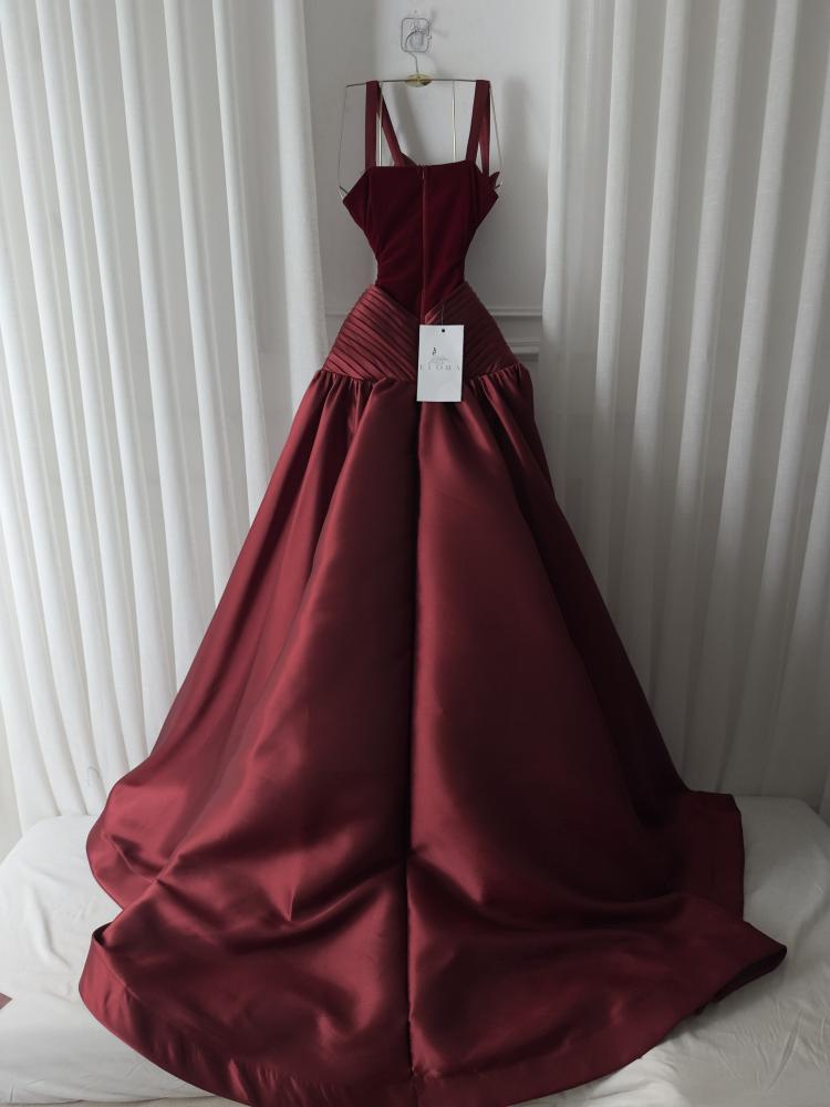 A rose-colored dress made of mikado on velvet flare