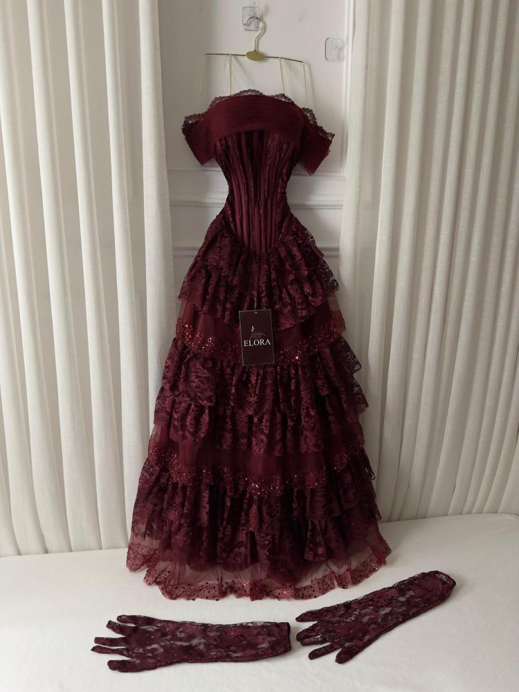 Victorian era dress