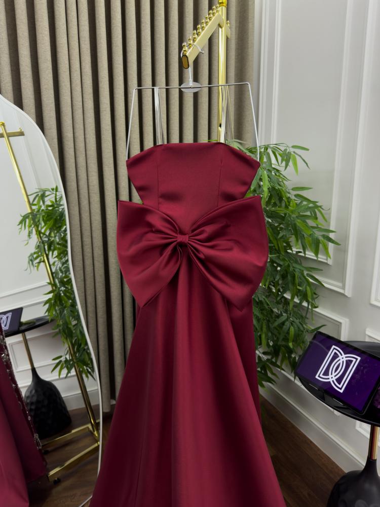 Burgundy dress with hand embroidery