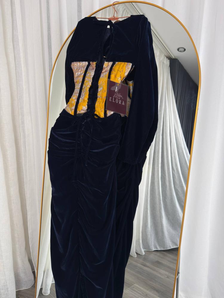 Navy blue dress, elegant style