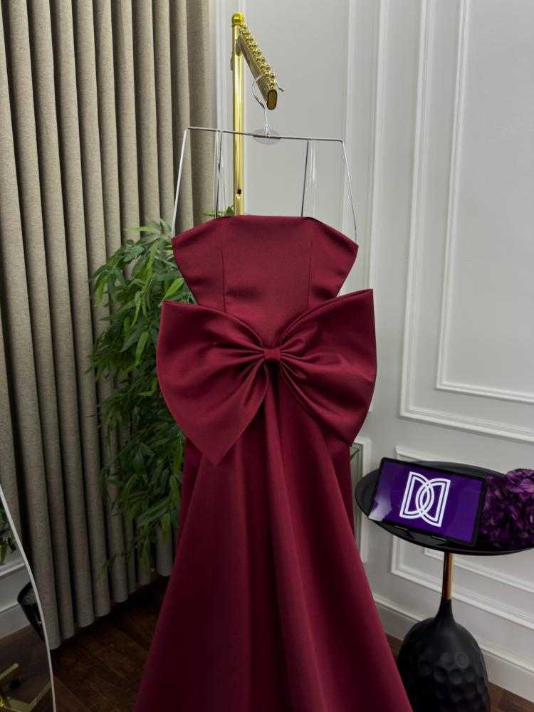 Burgundy dress with hand embroidery