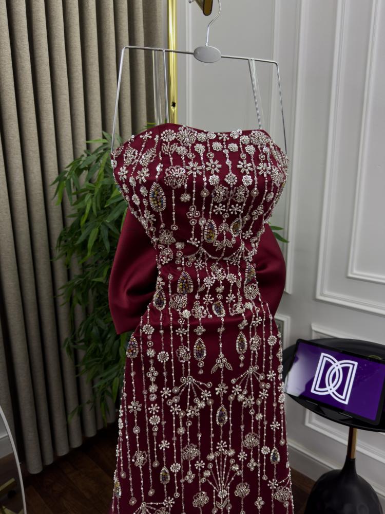 Burgundy dress with hand embroidery