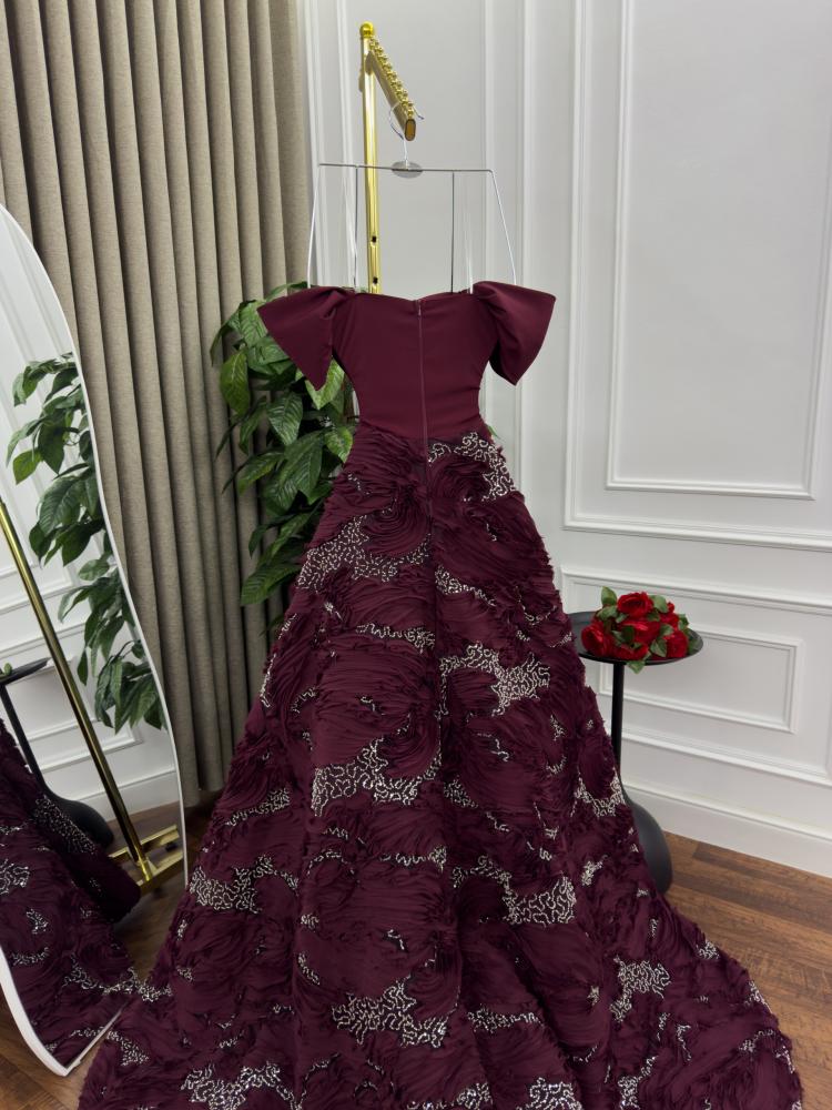 Evening dress burgundy