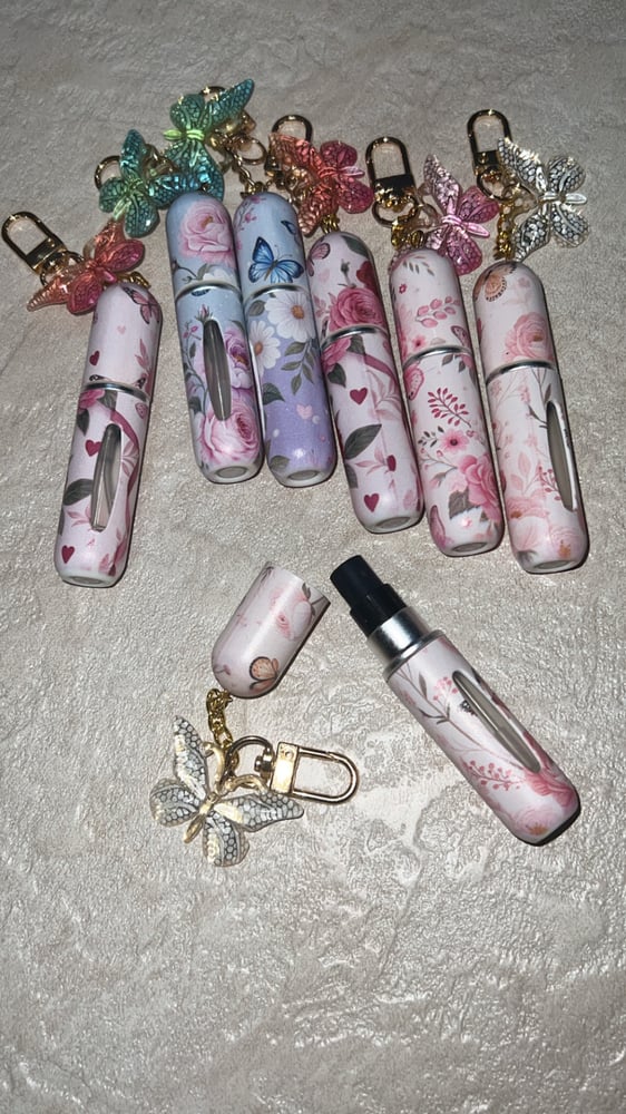 Medal butterfly for empty Meni perfume bottle