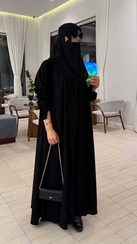 عباية لولي مخمل