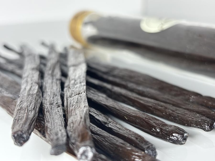 اعواد فانيليا اوغندا - اعواد فانيليا طبيعية - vanilla sticks