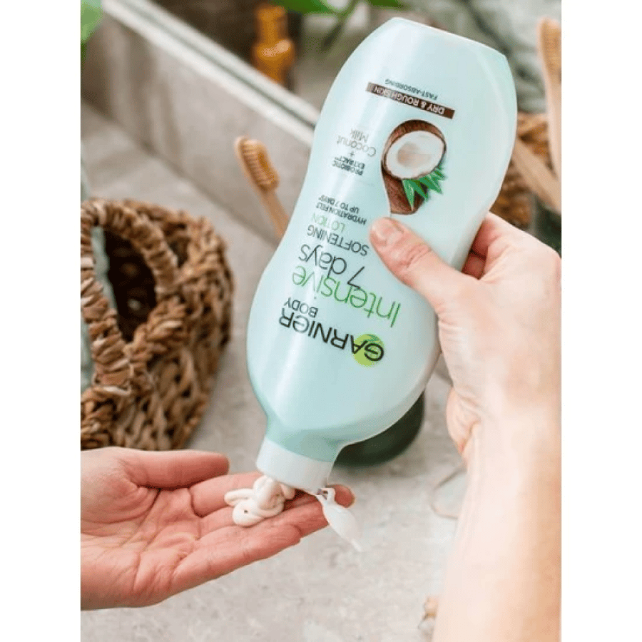 Garnier Intensive 7 Days Body Moisturizing Lotion with Coconut Milk for Dry and Rough Skin - 400 ml
