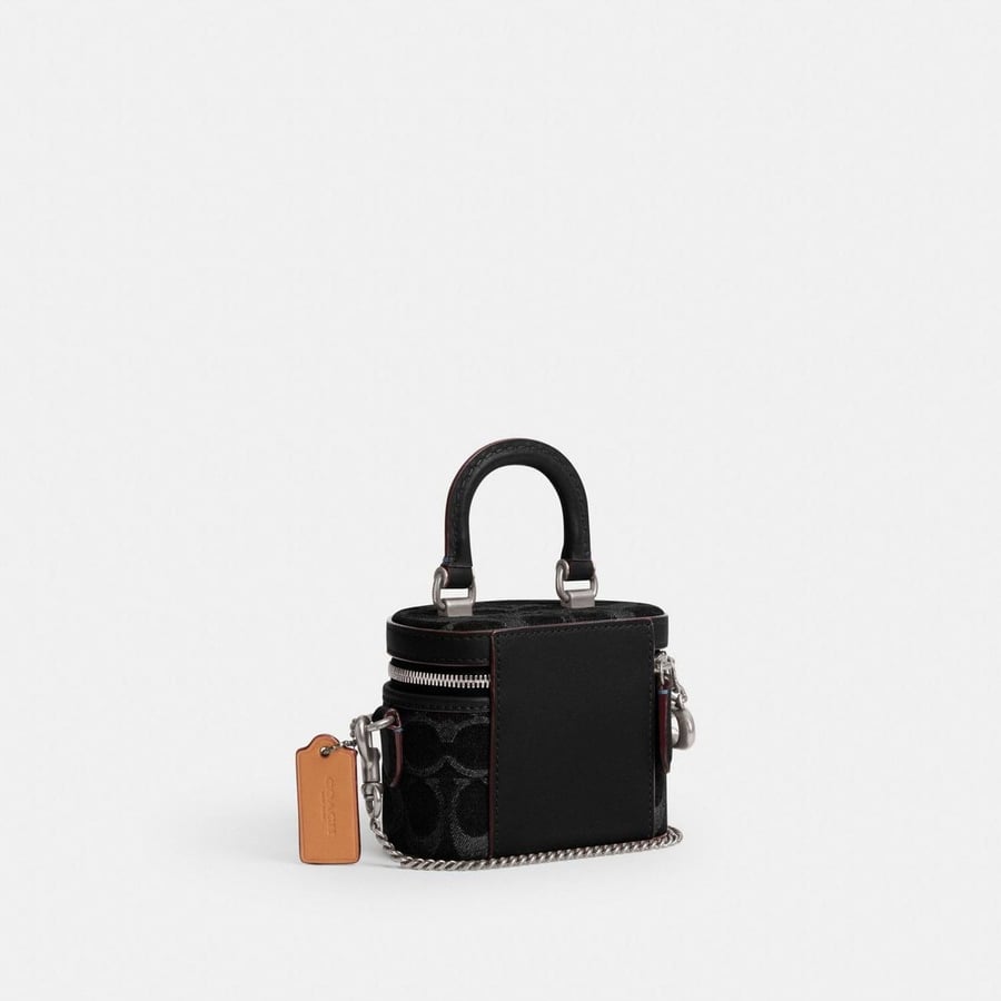 شنطة مقاس12 ماستر Coach