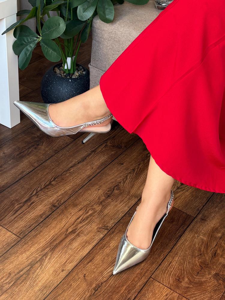 كعب نسائي — Crossover Strap Block Heels