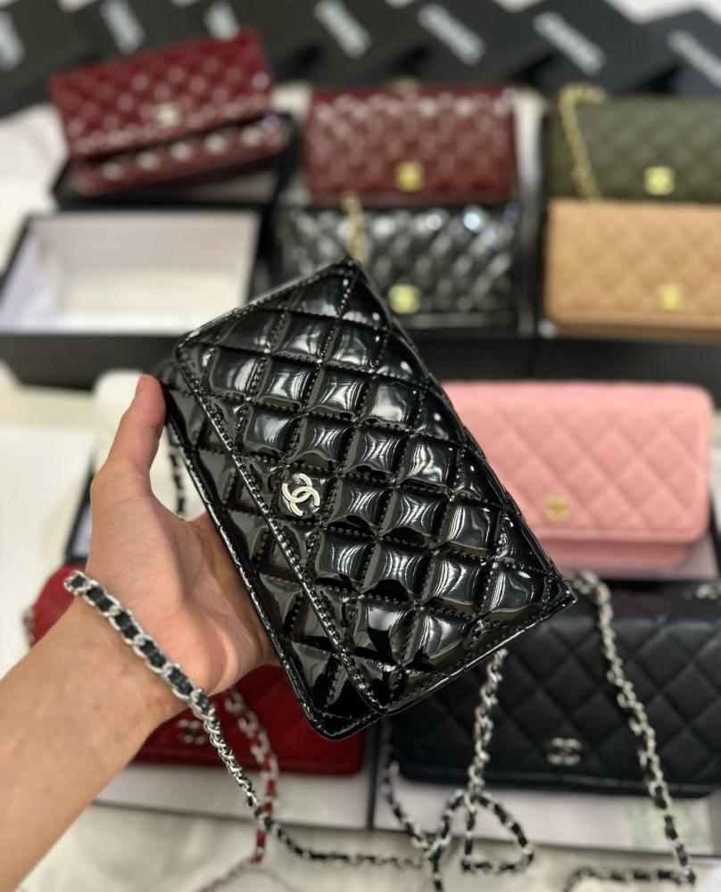 شنطة شانيل — Chanel Flap Bag With Top Handle
