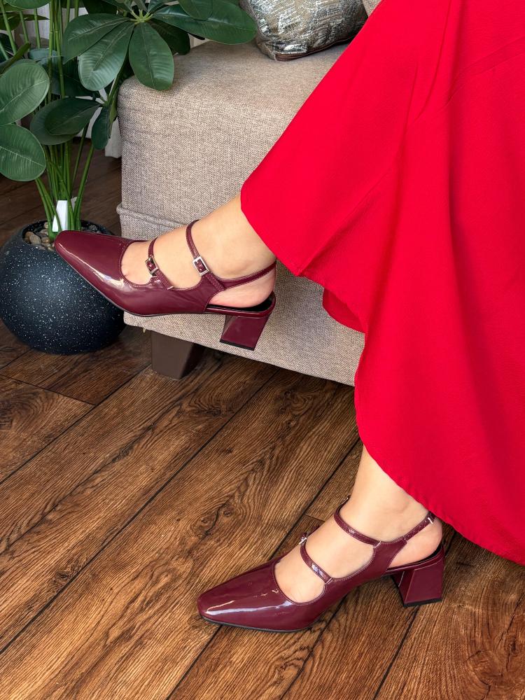 كعب نسائي — Pointed Toe Block Heel Pumps
