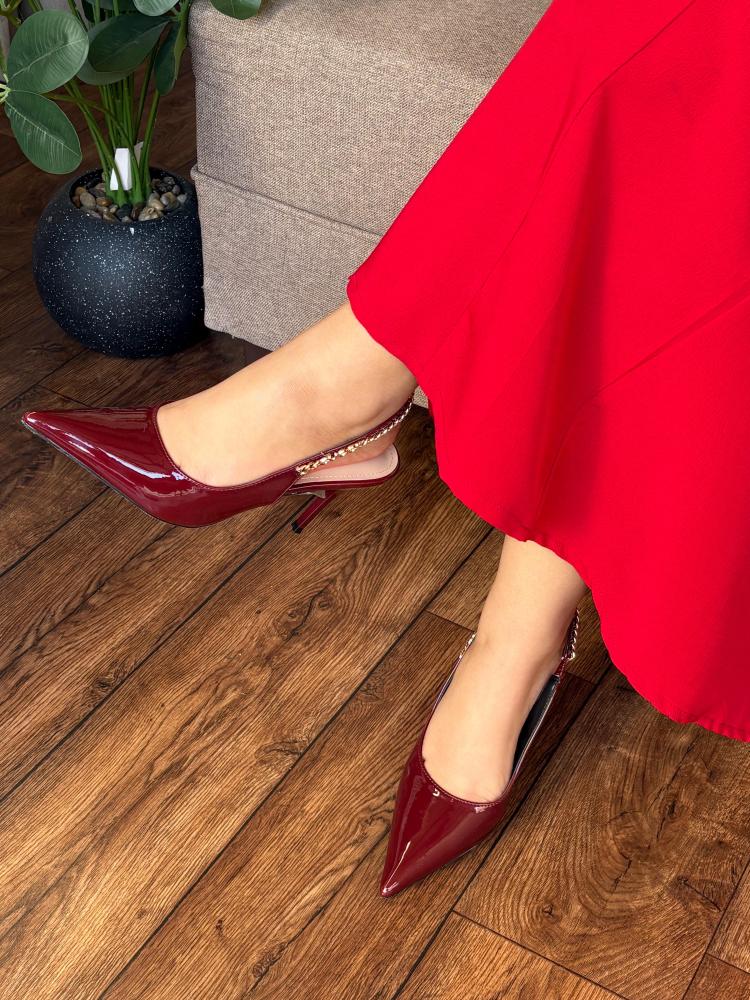 كعب نسائي — Crossover Strap Block Heels