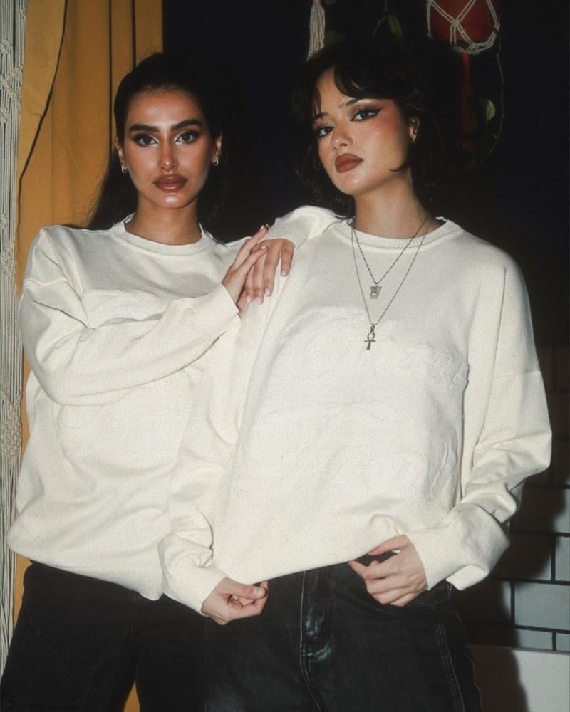 c26 sweater white