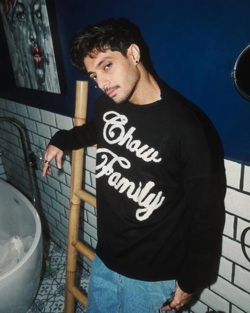 c26 sweater black