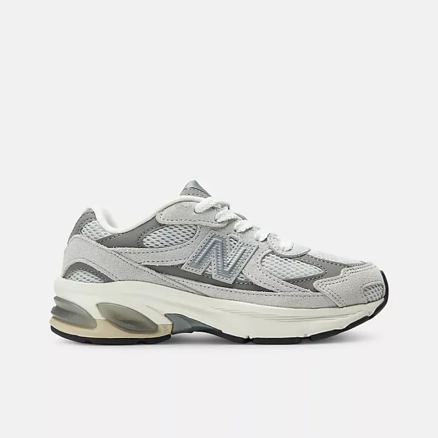 حذاء  نيوبالانس New Balance 2010