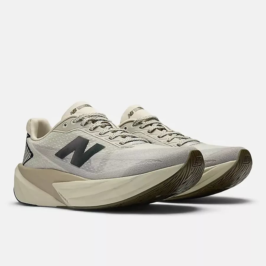 حذاء  نيوبالانس New Balance FuelCell