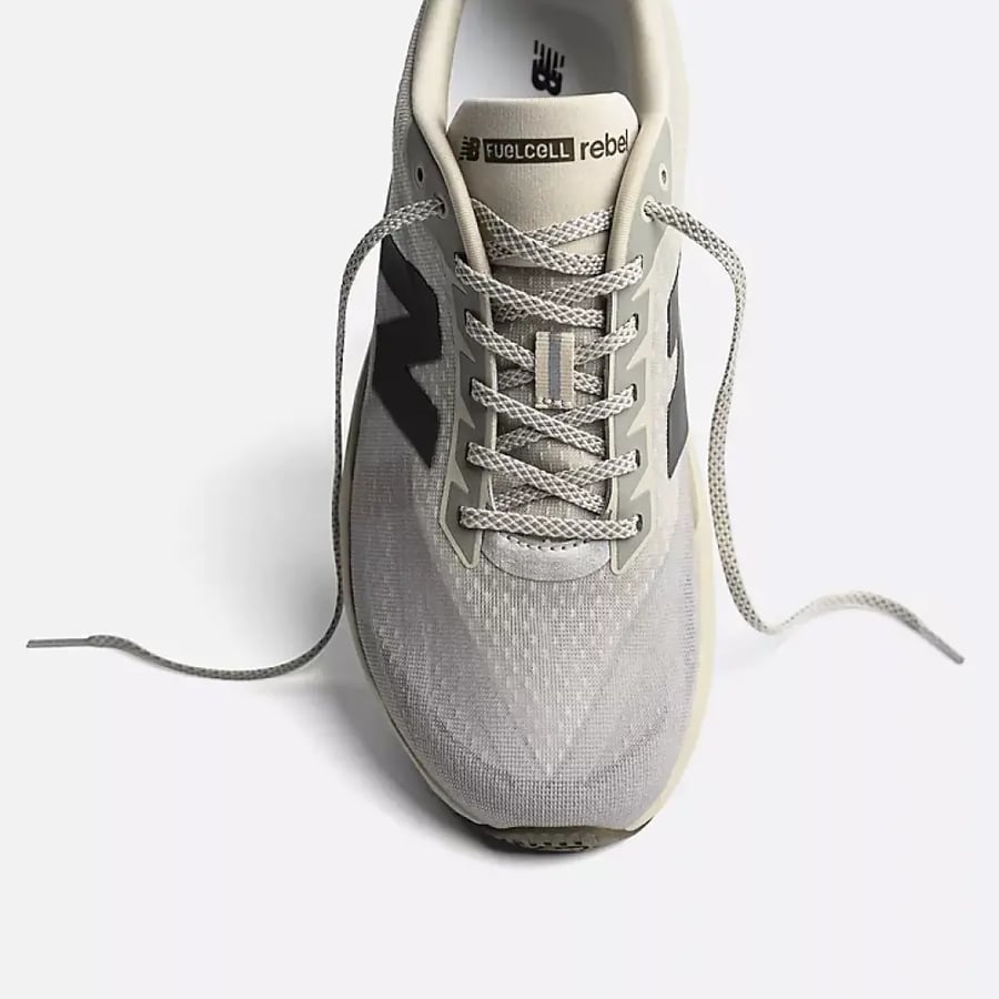 حذاء  نيوبالانس New Balance FuelCell