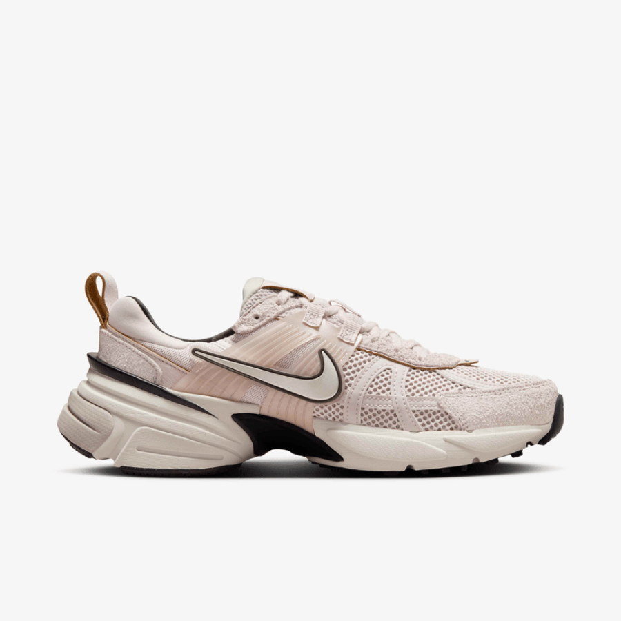 حذاء نايك Nike V2K