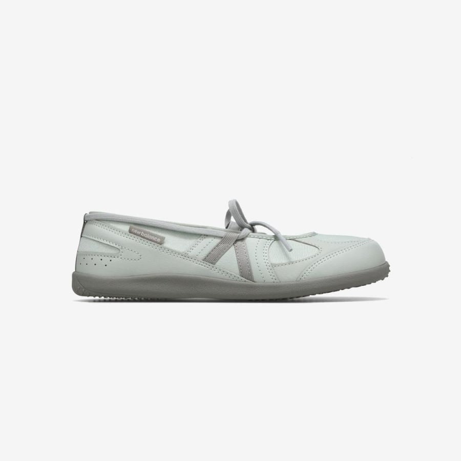 حذاء  نيوبالانس New Balance Flat Breeze