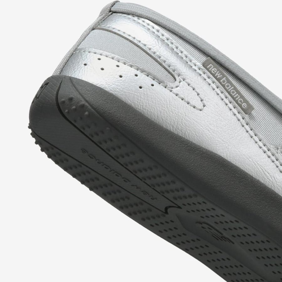 حذاء  نيوبالانس New Balance Flat Breeze