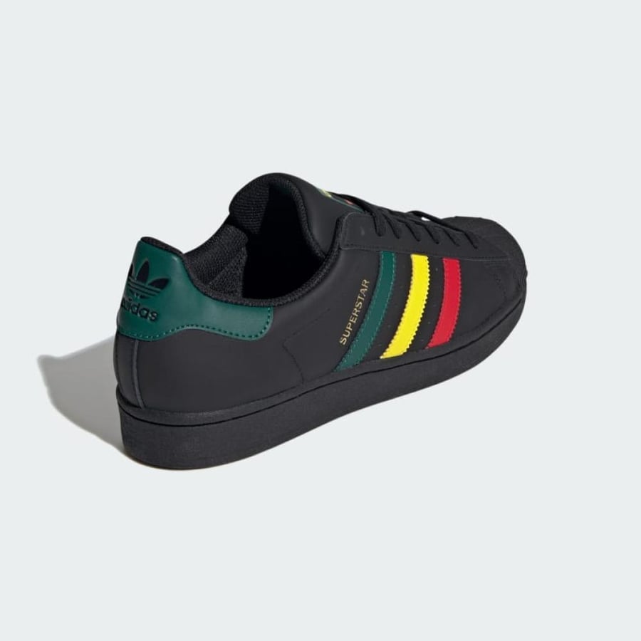 اديداس سوبرستار Adidas Superstar