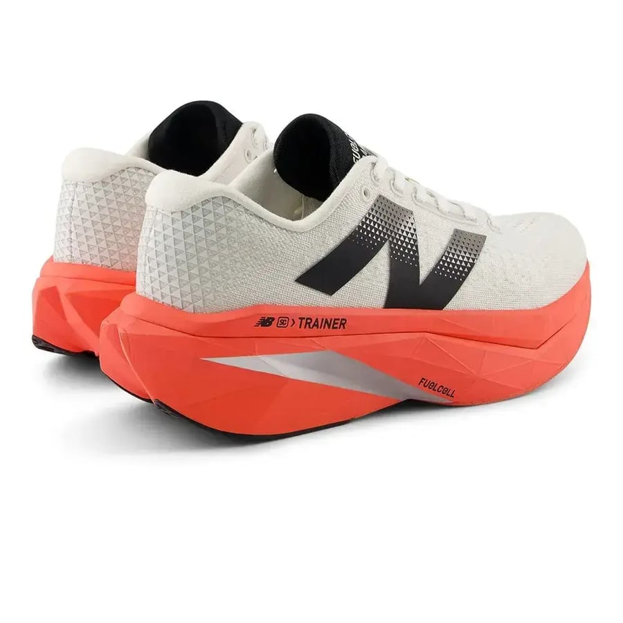 حذاء  نيوبالانس New Balance FuelCell