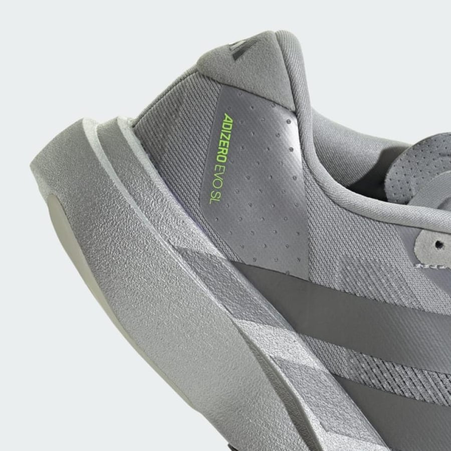 حذاء اديداس Adizero Evo SL – حذاء جري احترافي | رمادي