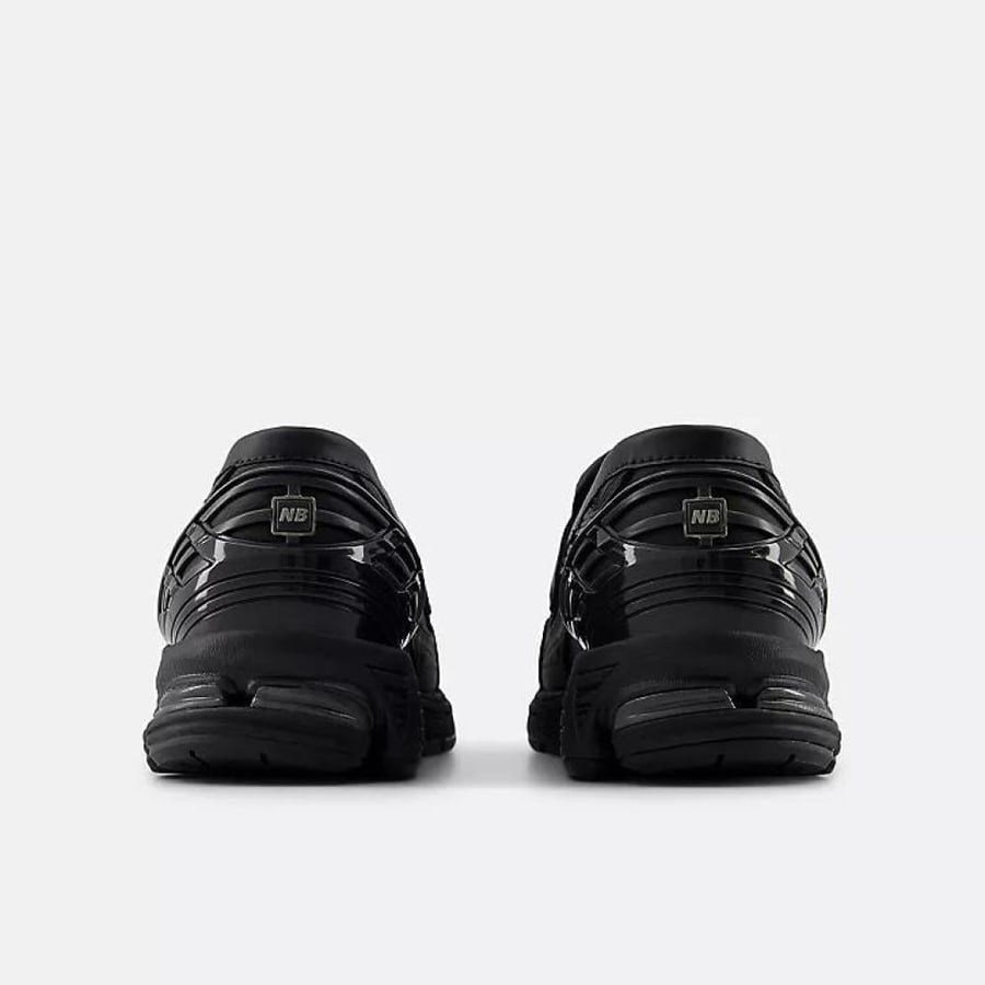 حذاء New Balance 1906L – جلد أسود