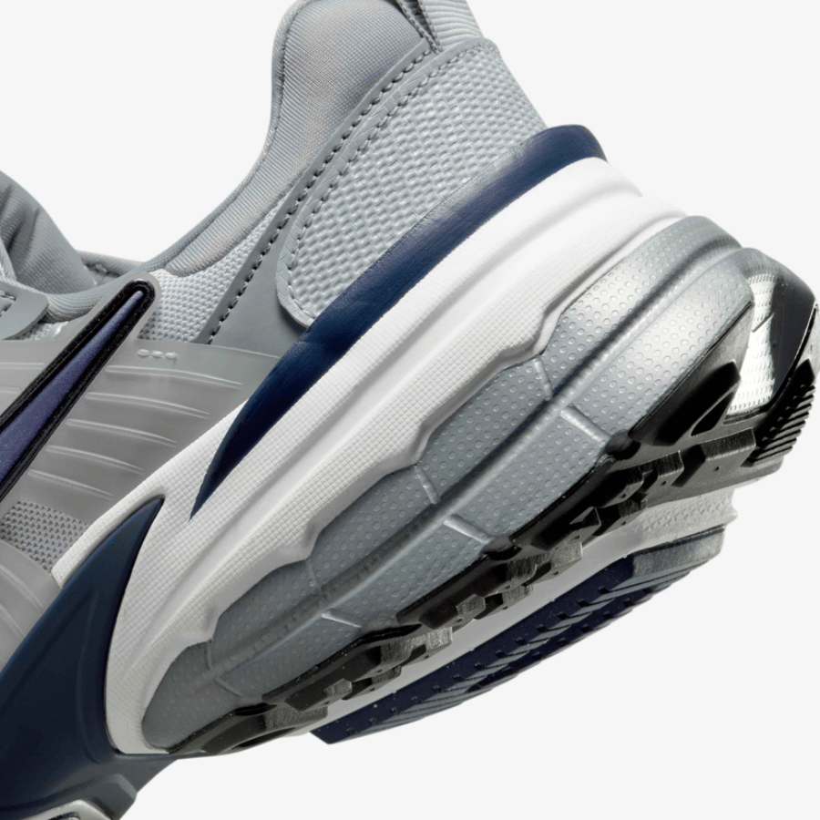 حذاء نايك Nike V2K