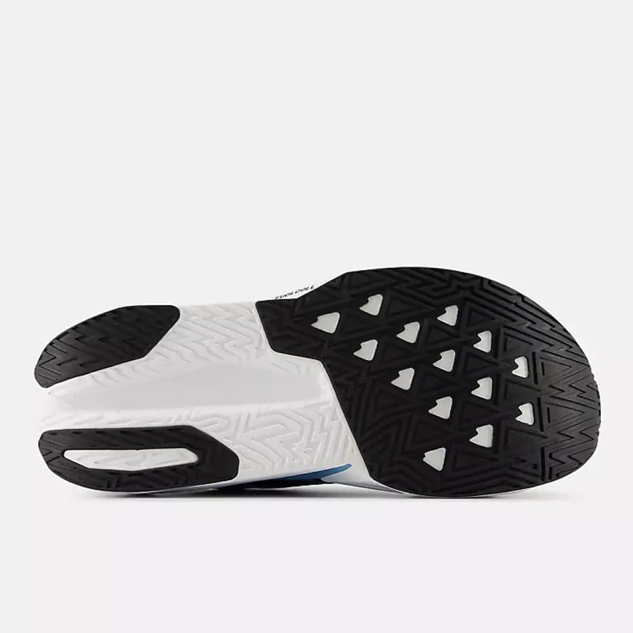 حذاء  نيوبالانس New Balance FuelCell