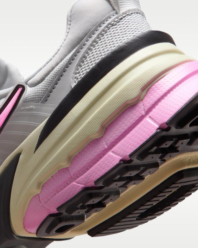 حذاء نايك Nike V2K